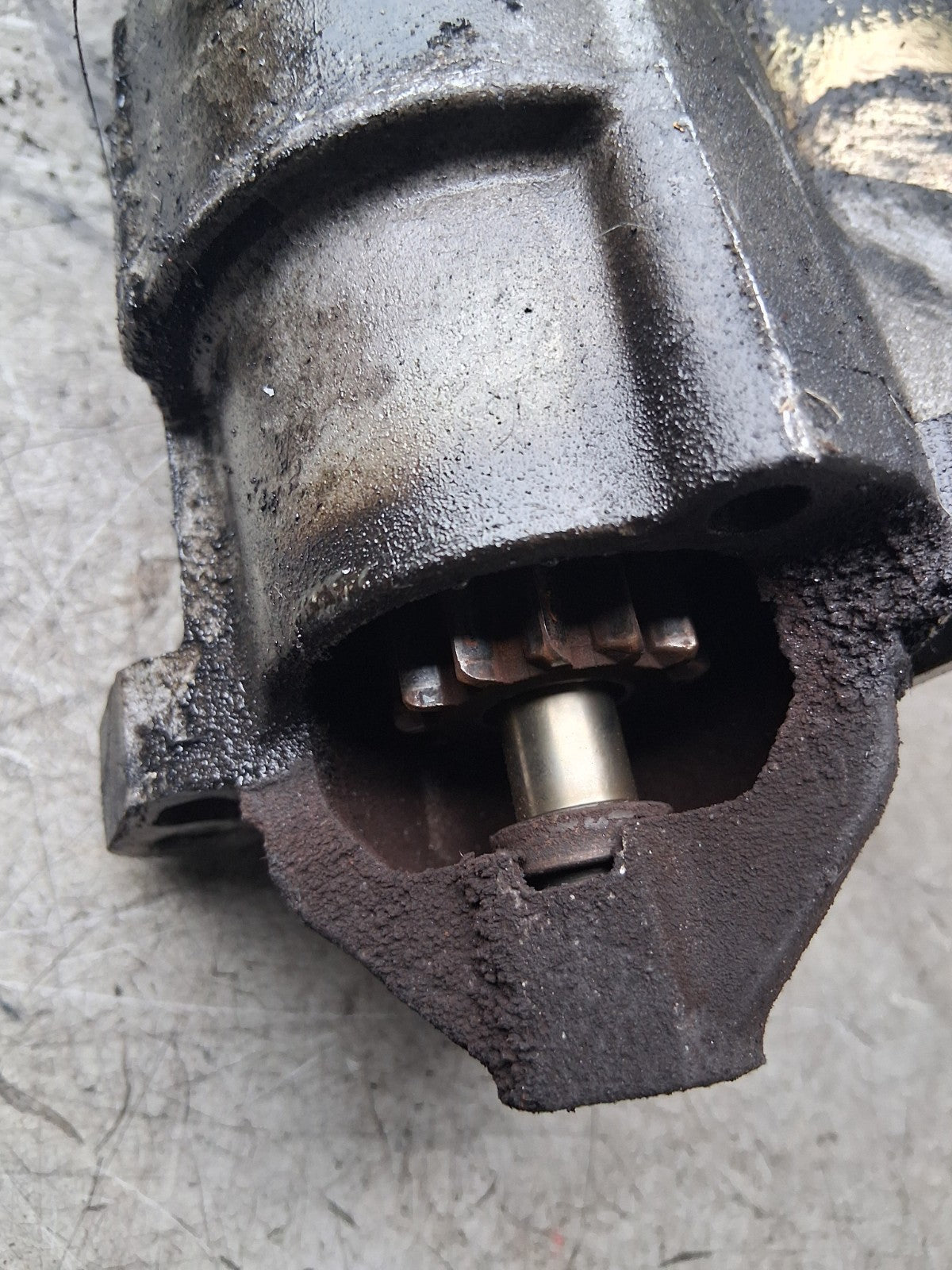 2005 RENAULT MEGANE MK2 1.5 DIESEL STARTER MOTOR 8200426577