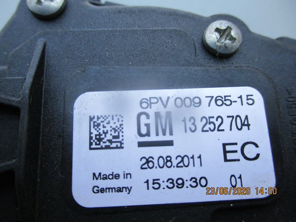 VAUXHALL ASTRA MK6 J PEDAL ACCELERATOR PEDAL 13252704 6PV009765-15