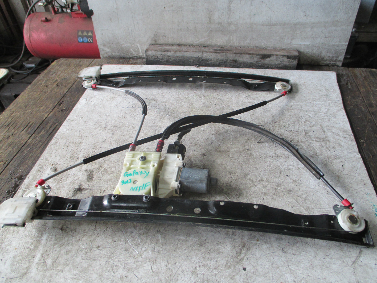 FORD GALAXY 2013 MK3 NSF PASSENGER SIDE FRONT WINDOW MOTOR REGULATOR