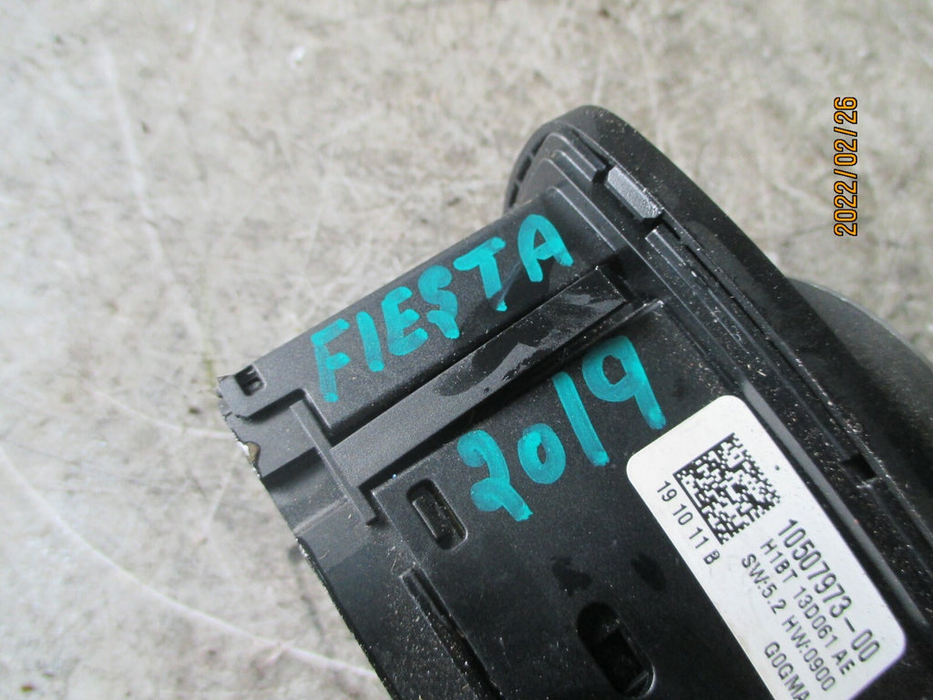 FORD FIESTA 2019 MK8 HEADLIGHT SWITCH PANEL 10507973