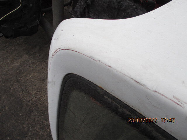 RENAULT MEGANE MK1 HATCHBACK 1996 REAR BOOT LID TAILGATE HATCH GLASS WIPER WHITE