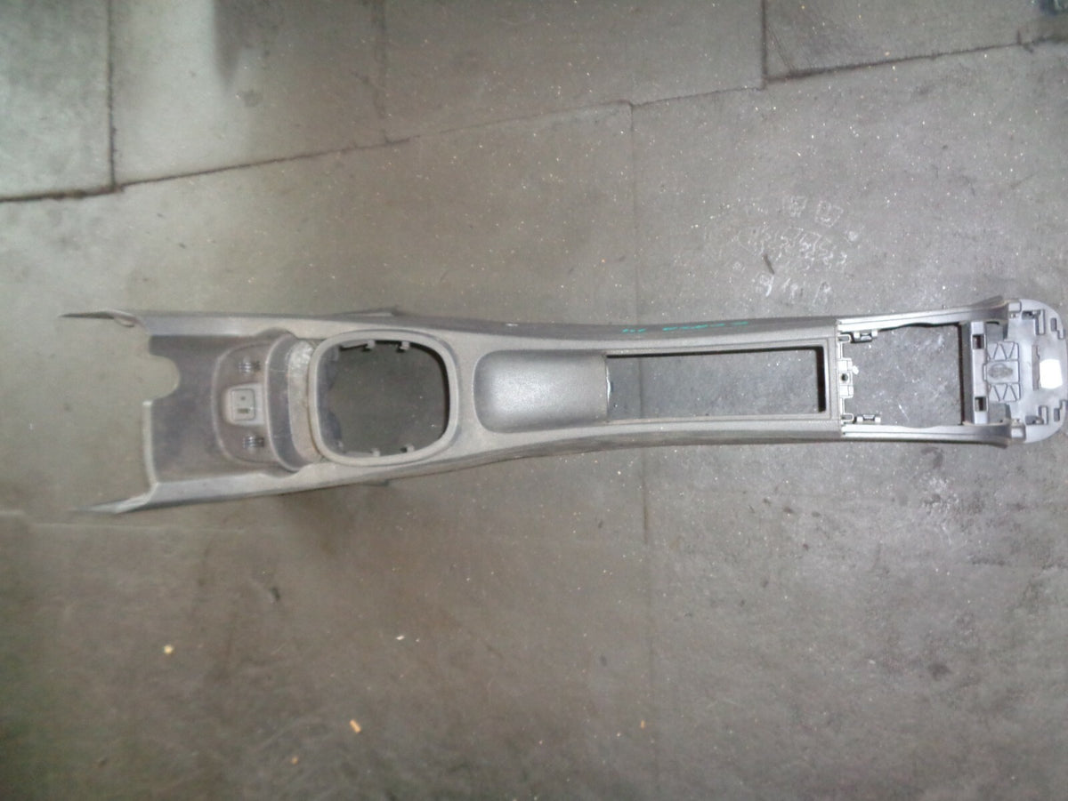 VAUXHALL CORSA D CENTRE CONSOLE WIRING BACKDROP PANEL TUNNEL GM 13184076
