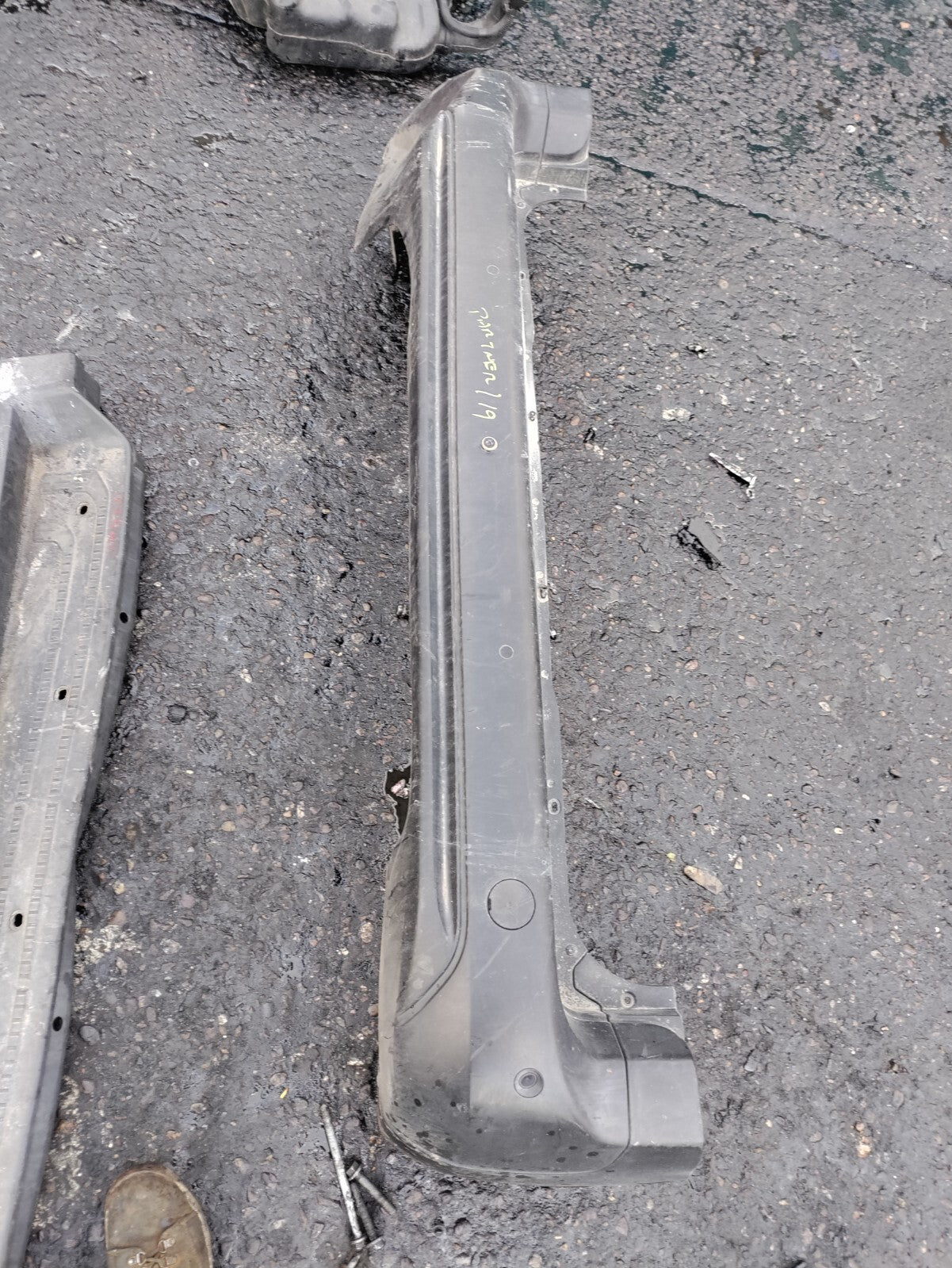 2019 PEUGEOT PARTNER REAR BUMPER WITH PDC SENSOR