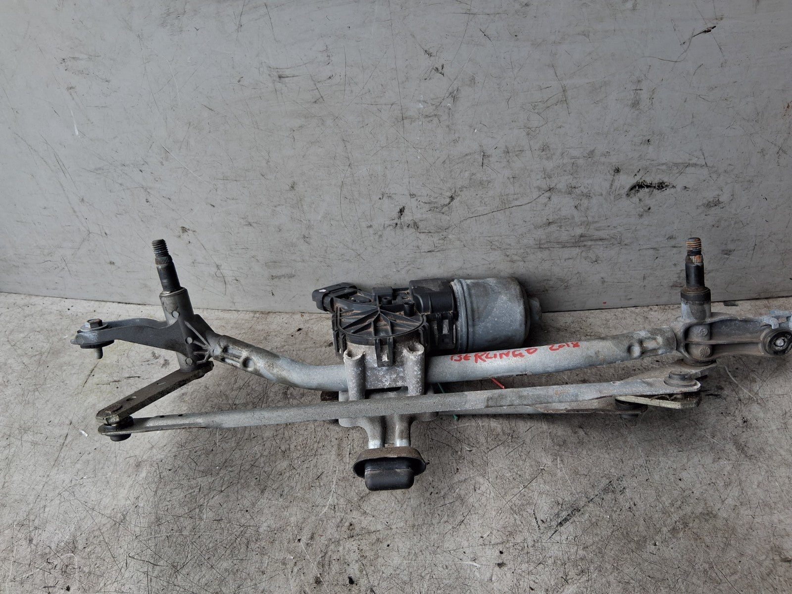 2018 CITROEN BERLINGO MK2 FRONT WINDSCREEN WIPER MOTOR & LINKAGE 9683100780