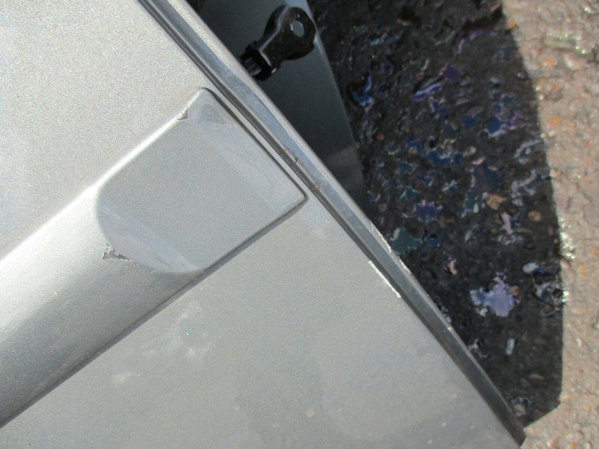 CHEVROLET LACETTI J300 (MK2) OSR DRIVER SIDE REAR COMPLETE DOOR GREY
