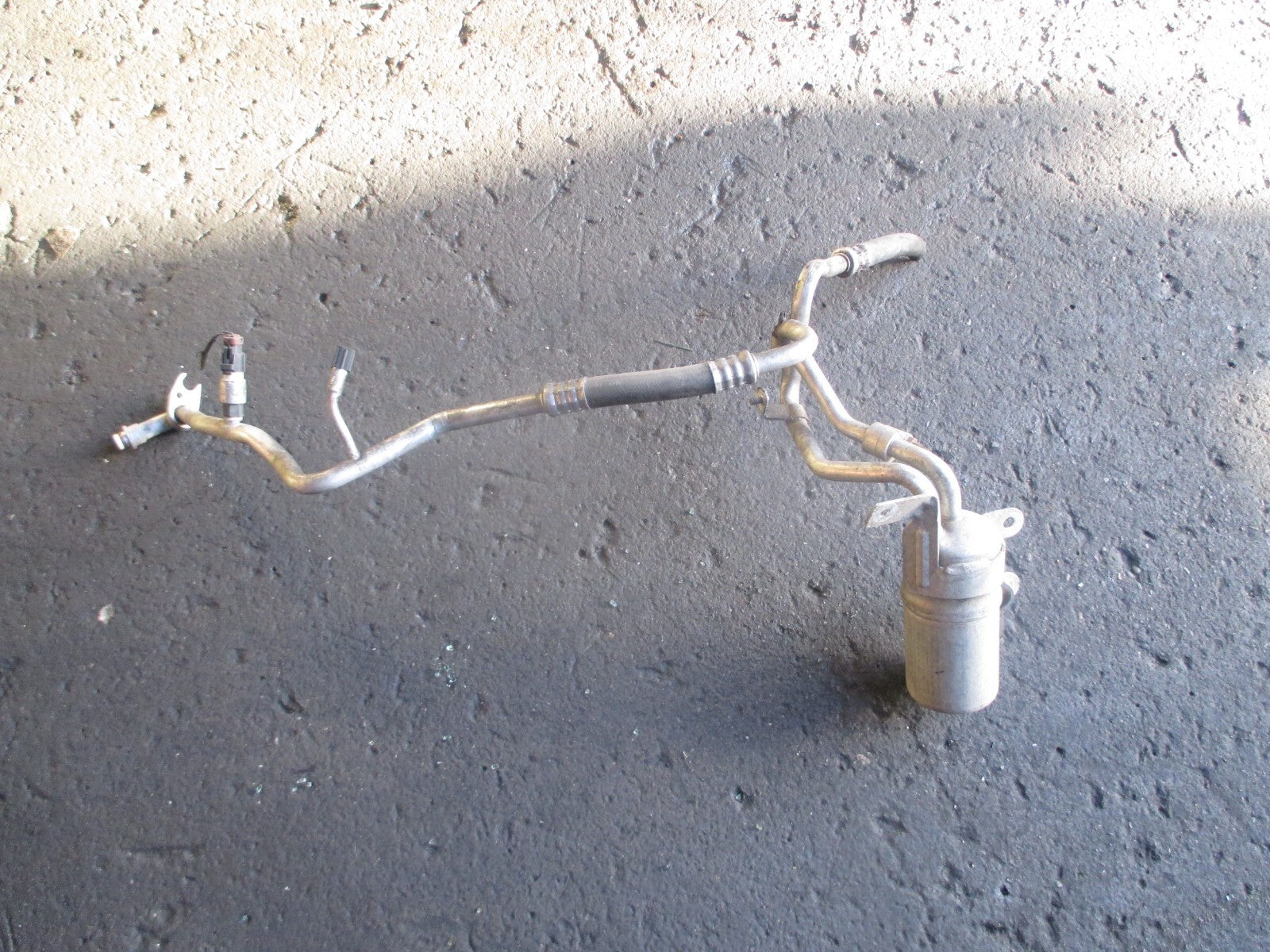 FORD FOCUS MK2 2007 1.6 PETROL AC PIPE HOSE