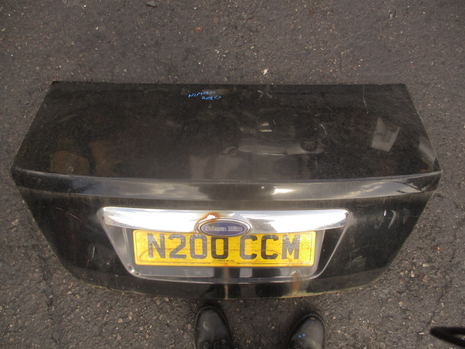 2010 FORD DORCHESTER COLEMAN COMPLETE TAILGATE BOOTLID BOOT PANEL BLACK