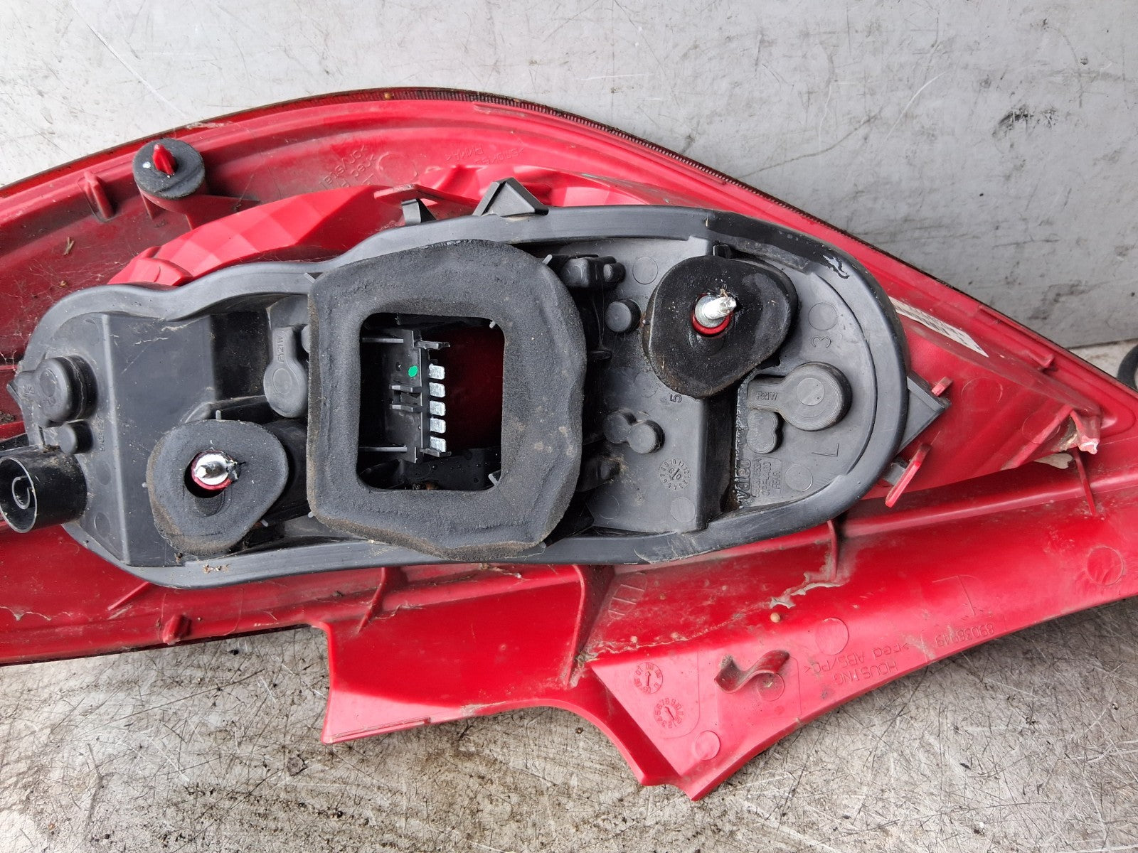 2008 VAUXHALL CORSA D NSR PASSENGER SIDE REAR LEFT TAIL LIGHT 89038962A