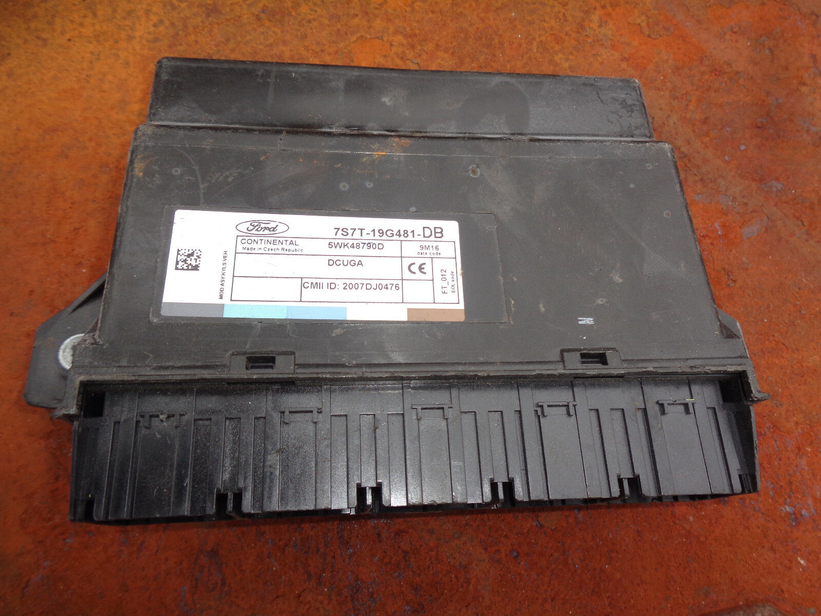 FORD MONDEO MK4 2010 CENTRAL LOCKING CONTROL MODULE UNIT 7S7T19G481DB