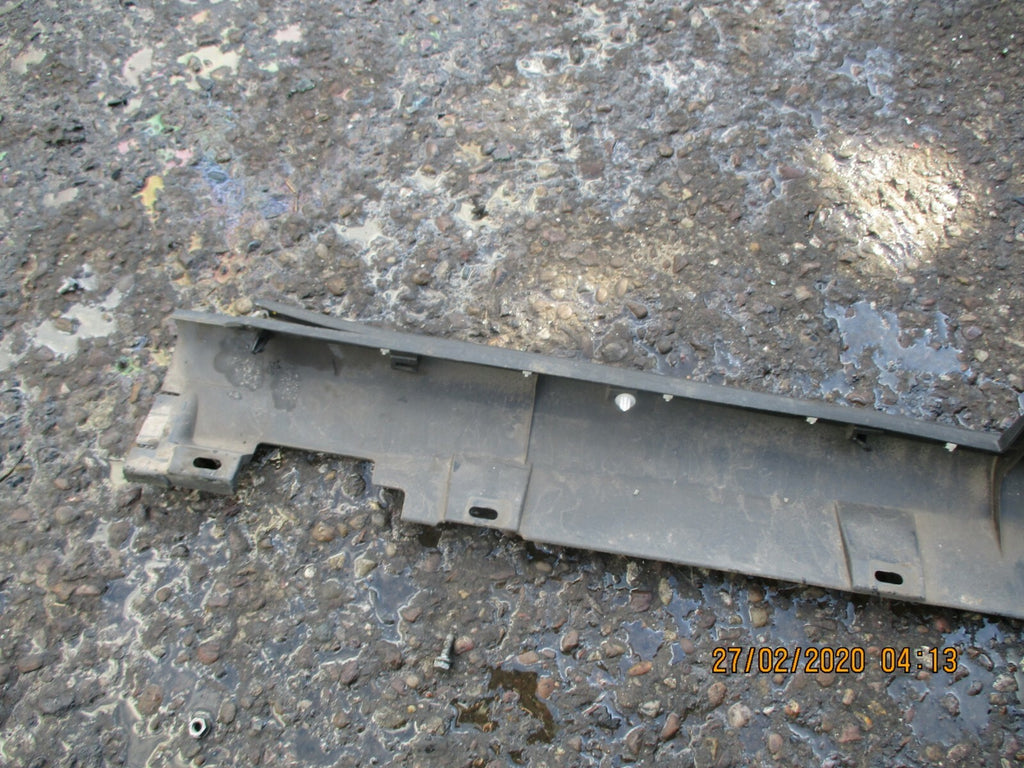FORD B MAX 2017 NS PASSENGER SIDE SKIRT PLASTIC TRIM SILL COVER