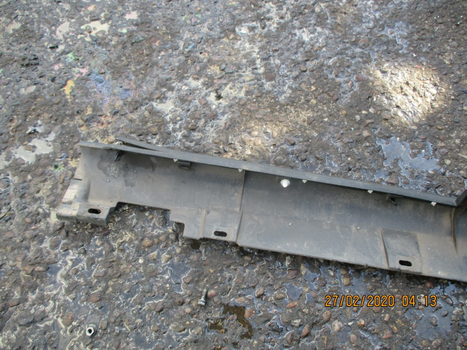 FORD B MAX 2017 NS PASSENGER SIDE SKIRT PLASTIC TRIM SILL COVER