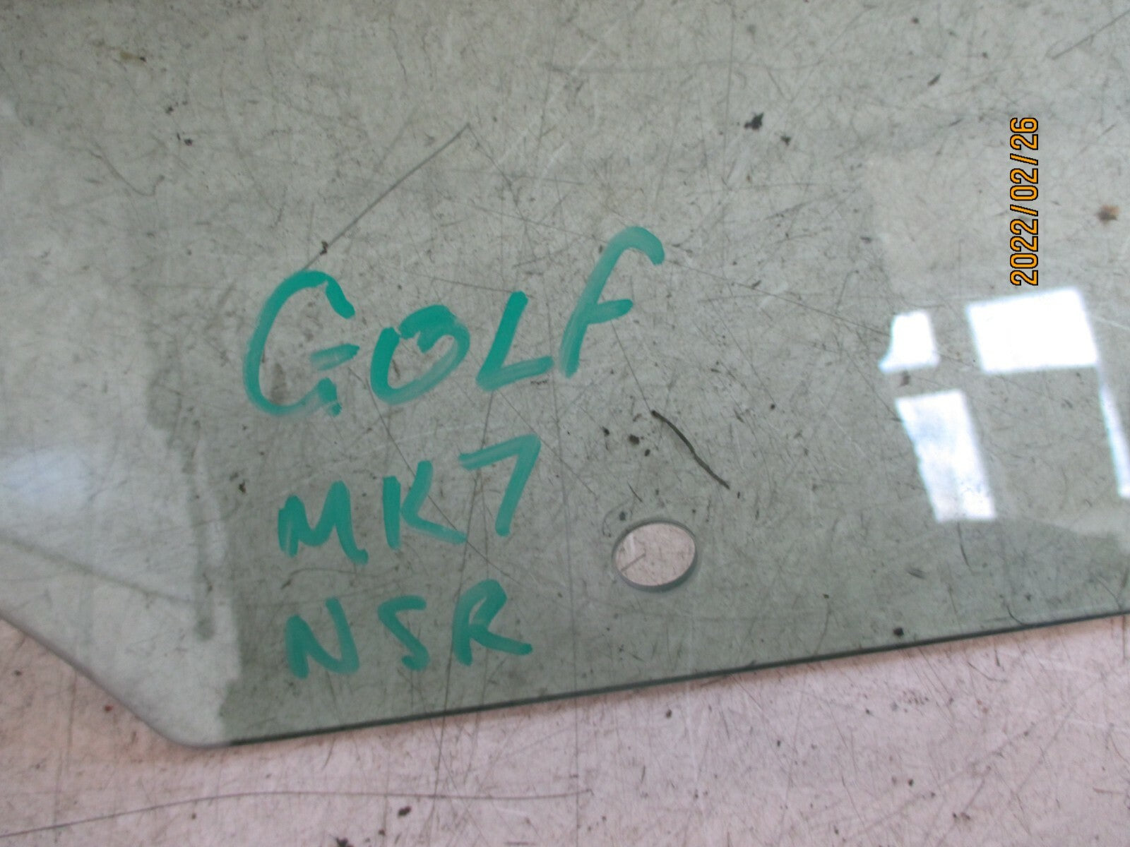VOLKSWAGEN GOLF 2018 MK7NSR REAR PASSENGER SIDE WINDOW GLASS