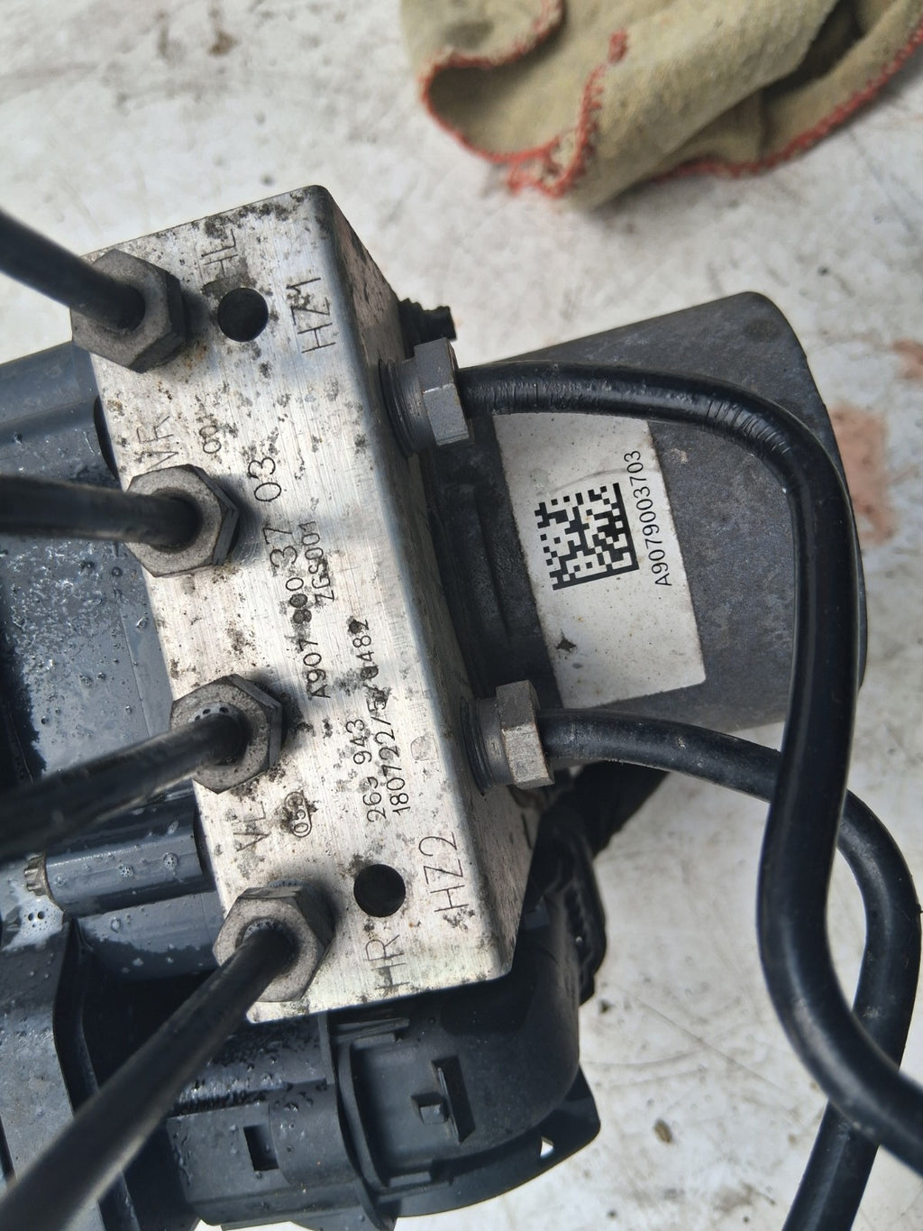 MERCEDES SPRINTER W907 2018 2.1 DIESEL ABS PUMP AND MODULATOR A9079003703