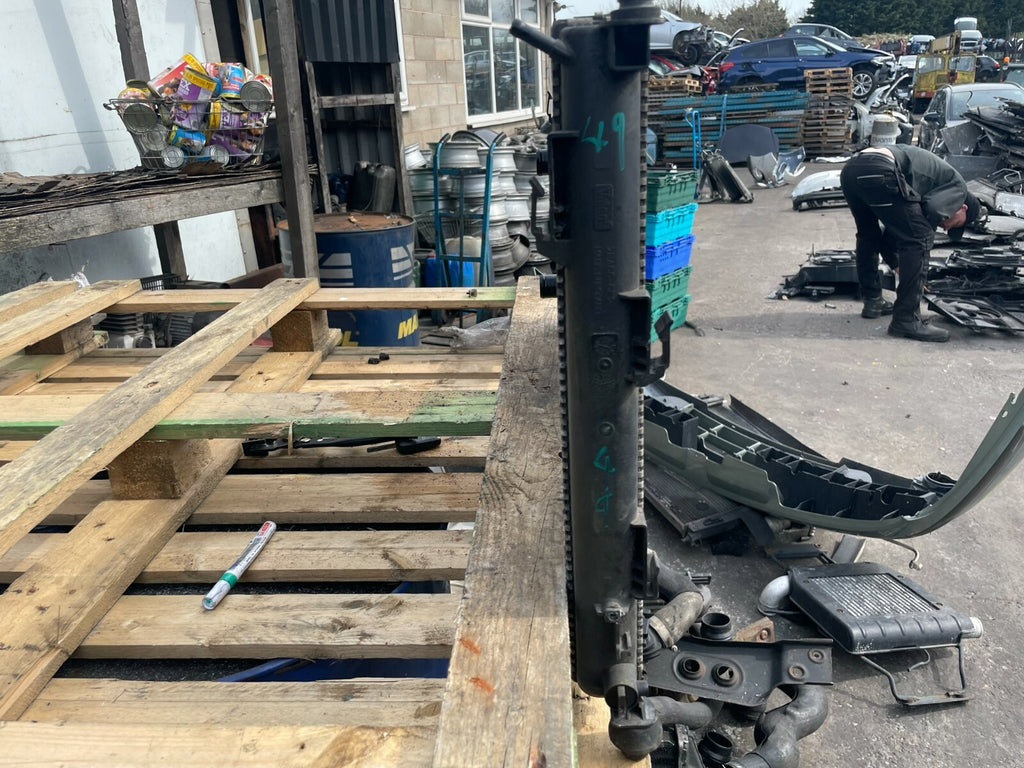 2010 NISSAN QASHQAI 1.5 DIESEL WATER COOLANT RADIATOR 21410 JD70B R49