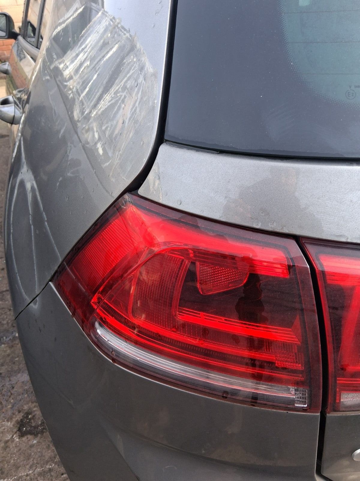 2016 VOLKSWAGEN GOLF MK7 NSR PASSENGER SIDE REAR LEFT OUTER TAIL LIGHT