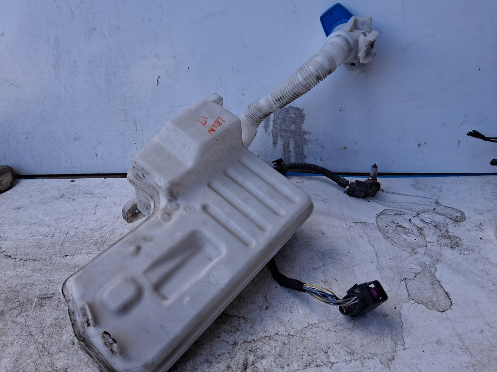 2013 SEAT LEON MK3 WINDSCREEN WASHER WATER BOTTLE RESERVOIR