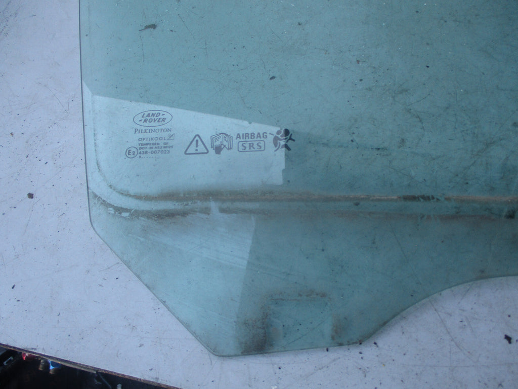 LAND ROVER 2000 OSF DRIVER SIDE FRONT WINDOW GLASS