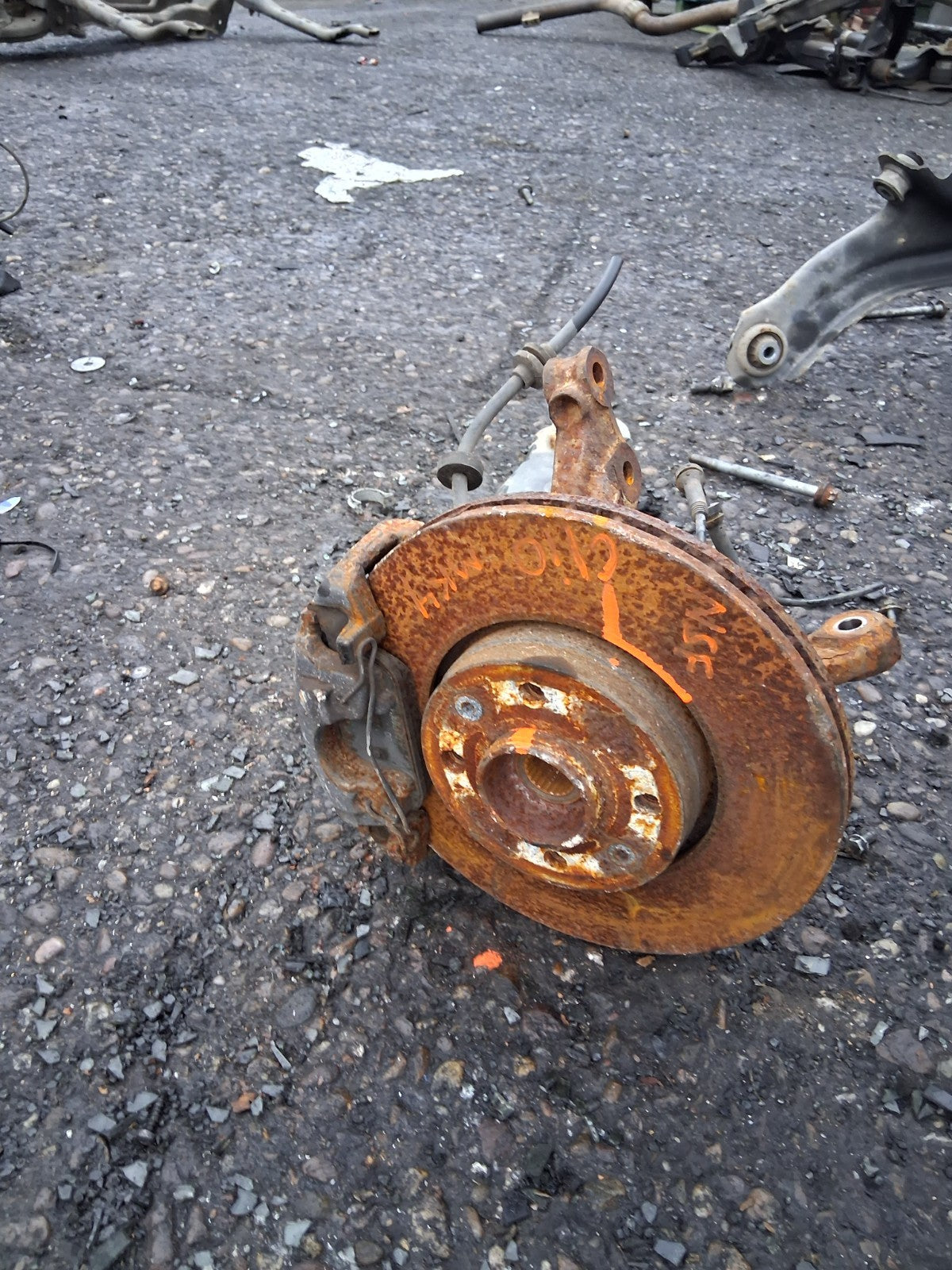 2017 RENAULT CLIO MK4 0.9 PETROL NSF PASSENGER SIDE FRONT WHEEL BEARING HUB