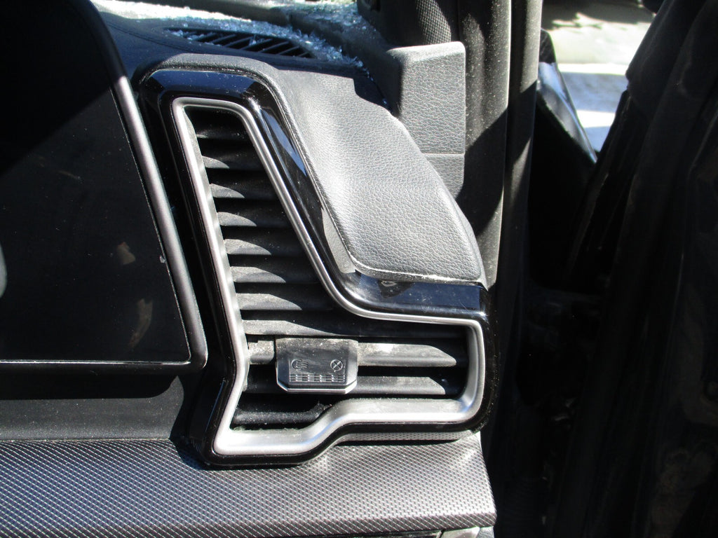 2023 KIA SPORTAGE MK5 OSF DRIVER SIDE FRONT DASHBOARD AIR VENT
