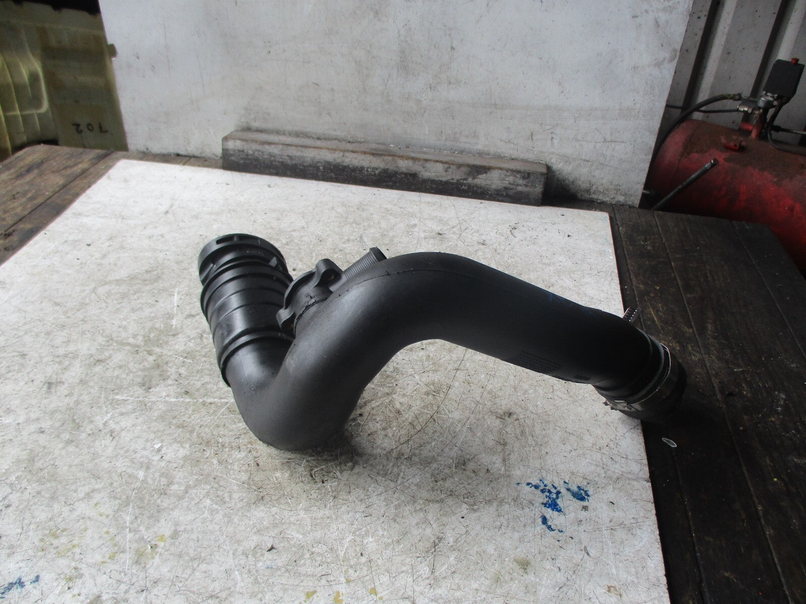 JAGUAR XE 2019 2.2 DIESEL INTERCOOLER HOSE PIPE HX736N650