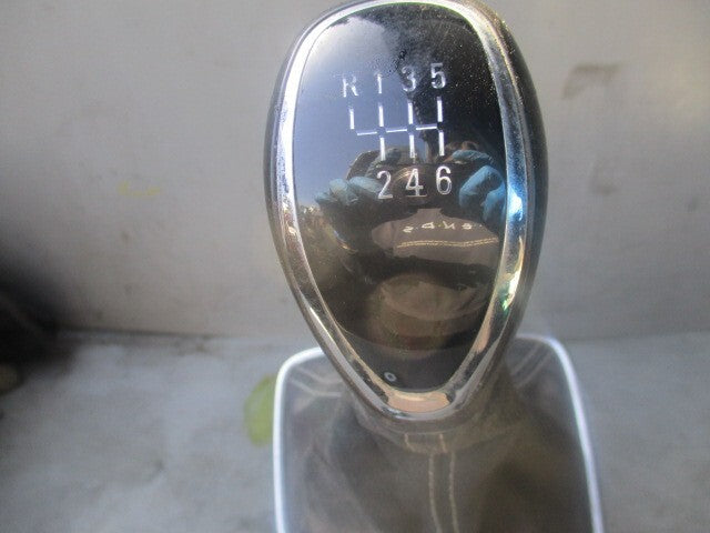 2019 VAUXHALL INSIGNIA GEAR STICK SELECTOR KNOB GAITER 341183650