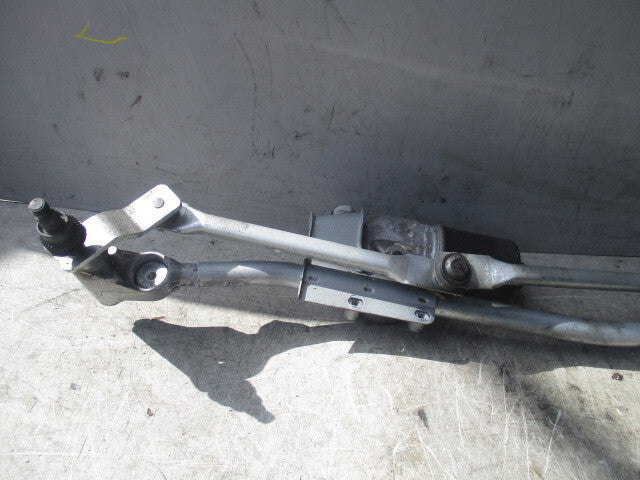 2006 BMW 1 SERIES E87 WINDSCREEN WIPER MOTOR 404914