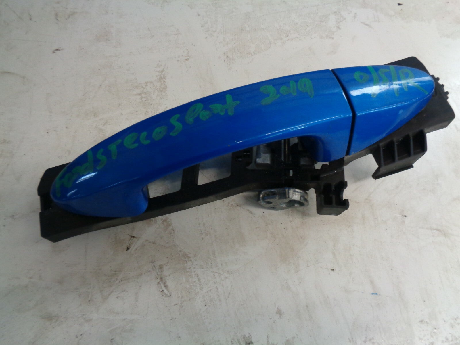FORD ECOSPORT 2019 5DR OSR DRIVER SIDE REAR EXTERIOR DOOR HANDLE BLUE