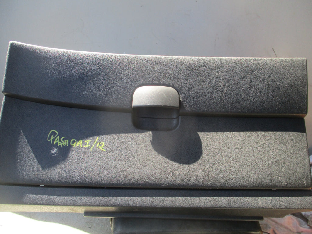 2012 NISSAN QASHQAI J10 GLOVE BOX FRONT DASHBOARD STORAGE COMPARTMENT 68520JD000