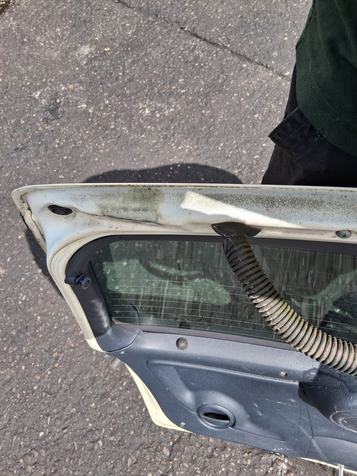 2003 BMW MINI COOPER R50 REAR COMPLETE TAILGATE BOOTLID