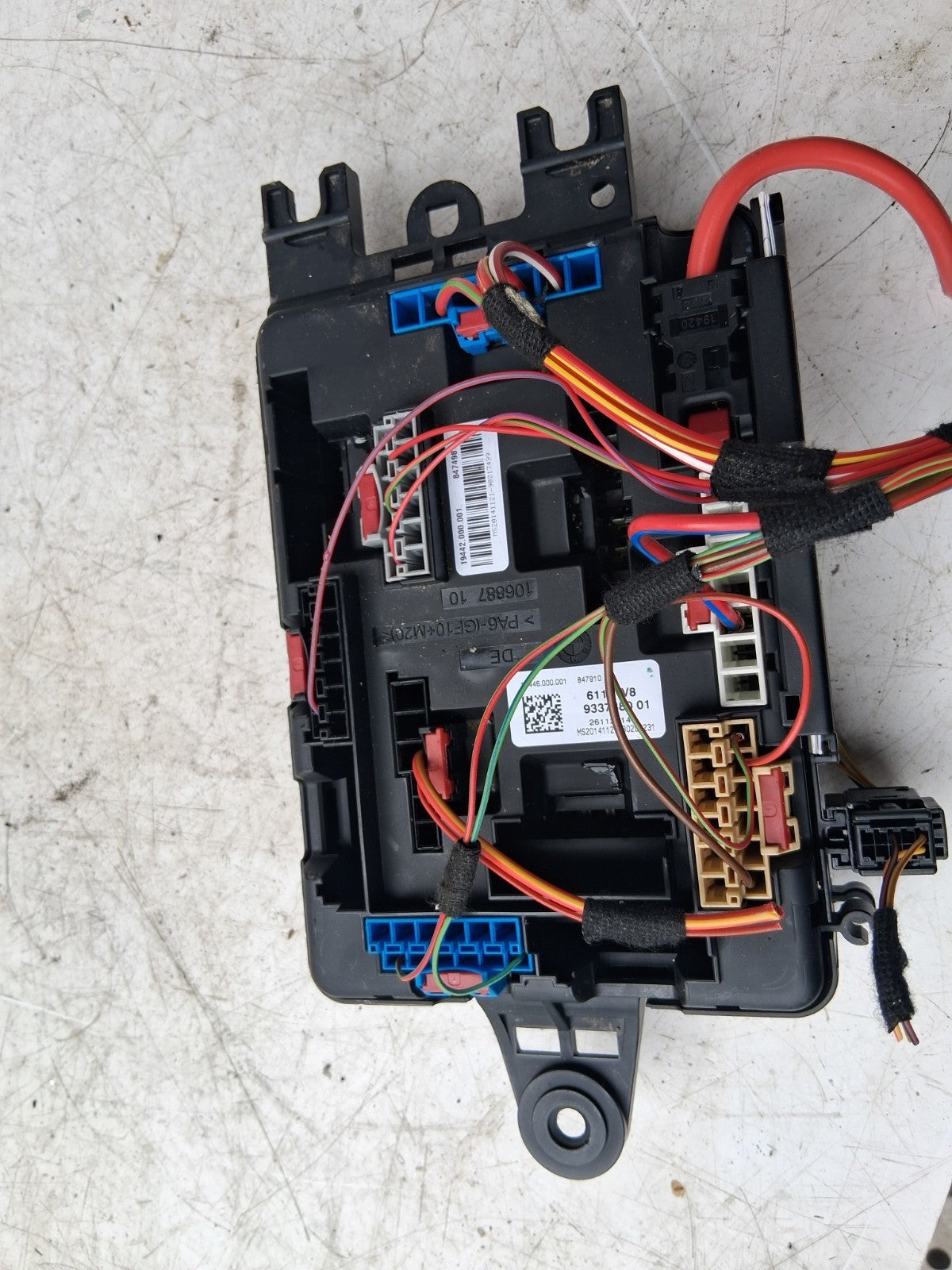 2014 BMW 3 SERIES F31 F30 RELAY FUSE BOX 9337880