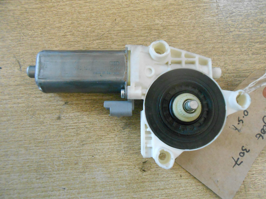 PEUGEOT 307 2004 5 DOOR HATCHBACK OSF DRIVER SIDE FRONT WINDOW MOTOR 9634457280