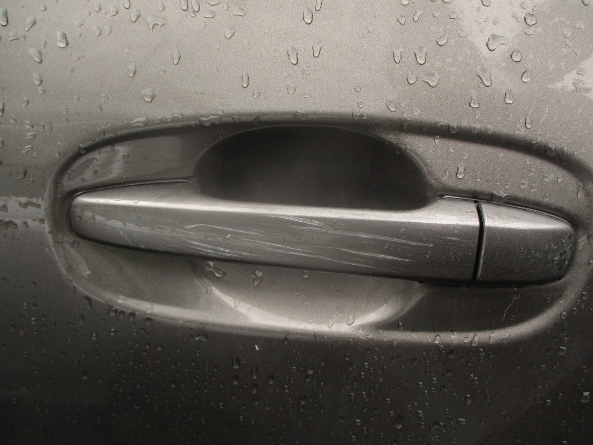 2017 TOYOTA VERSO NSR PASSENGER SIDE REAR LEFT EXTERIOR DOOR HANDLE FALCON GREY
