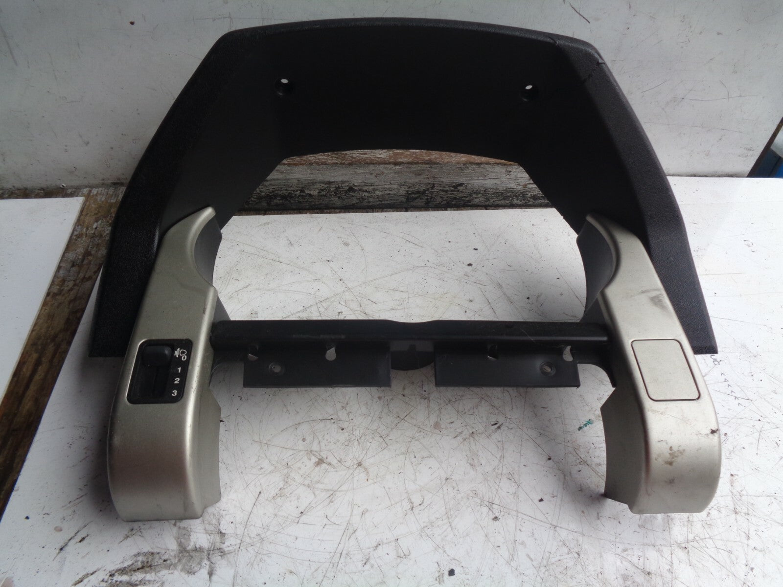 LAND ROVER FREELANDER 2005 SPEEDOMETER SURROUND PANEL fav500020xxx