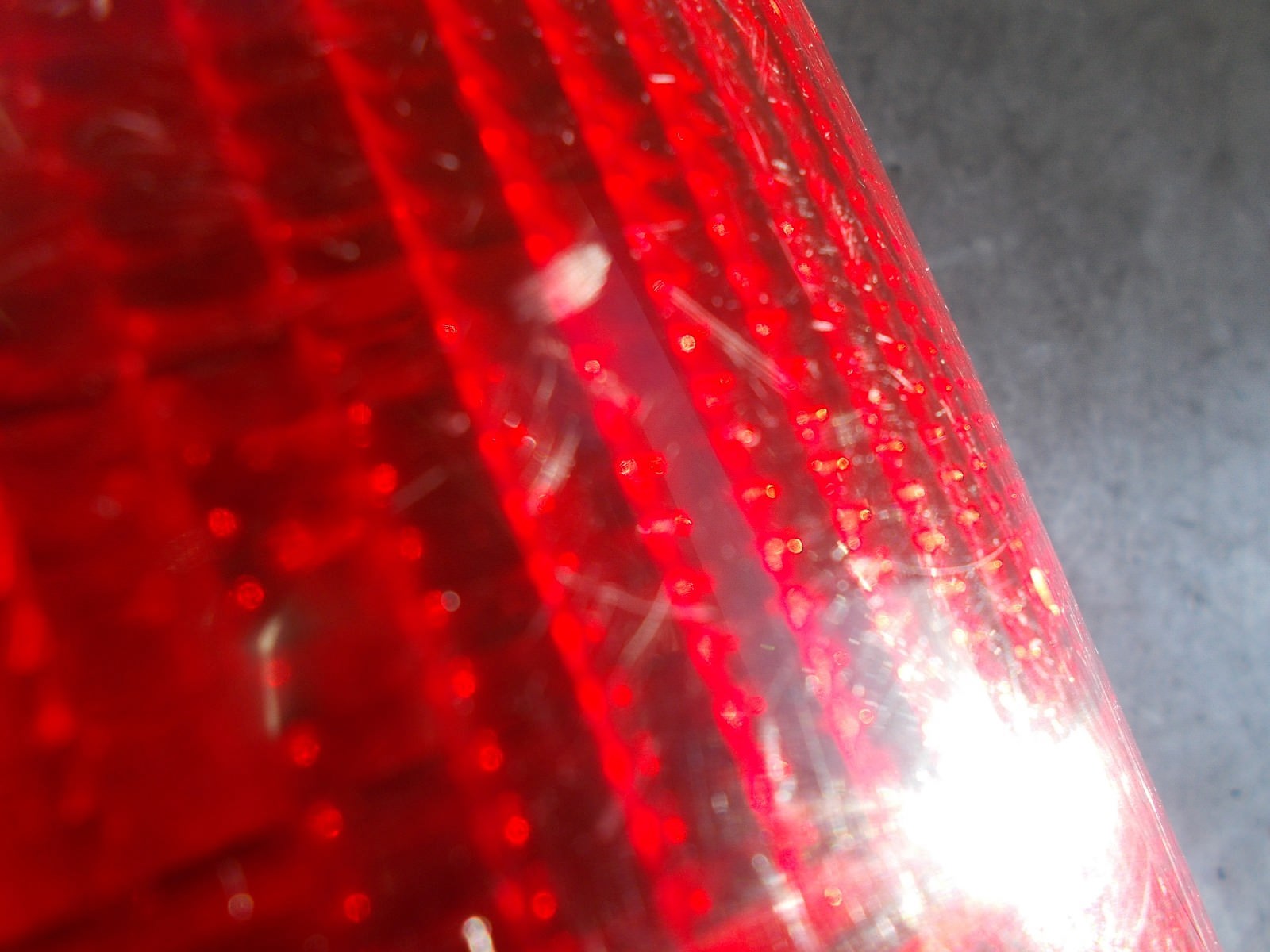 2000 FORD ESCORT VAN OSR DRIVERS SIDE REAR LIGHT TAIL LIGHT