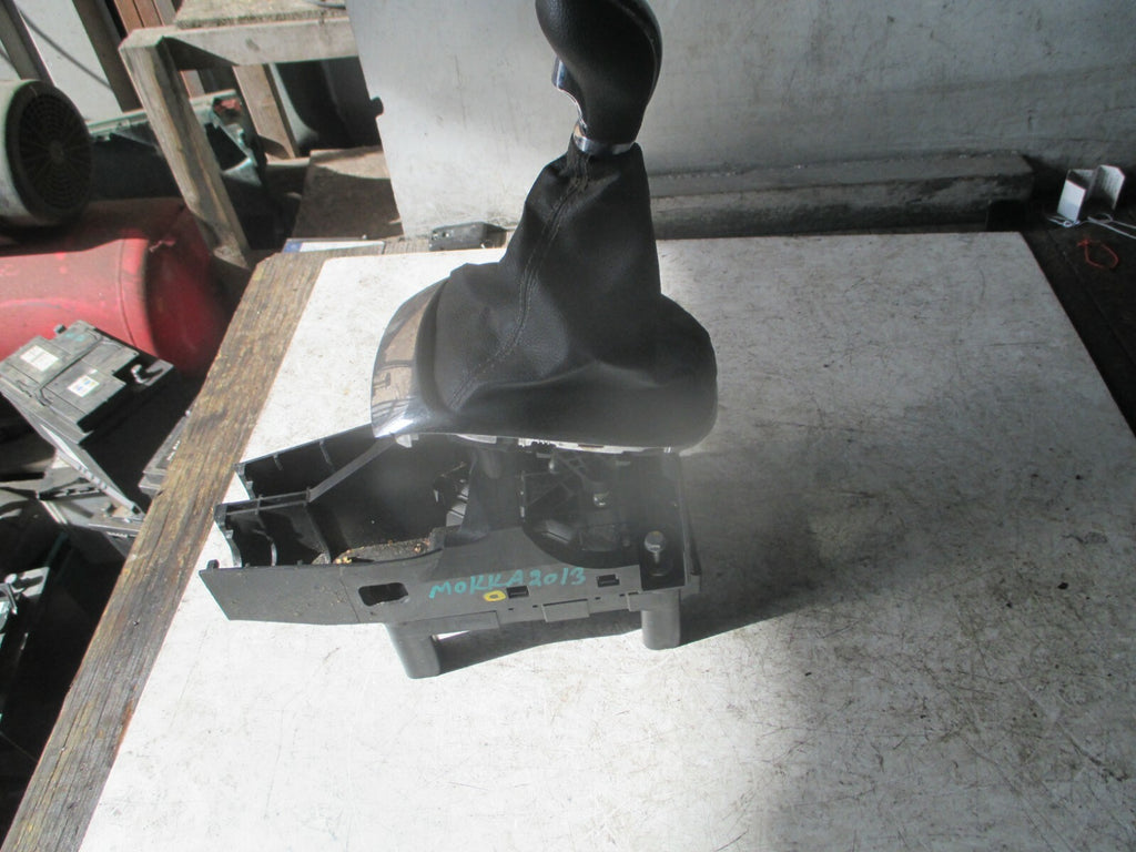 VAUXHALL MOKKA 2013 MK1 J13 6 SPEED MANUAL GEAR SHIFTER SELECTOR MECHANISM