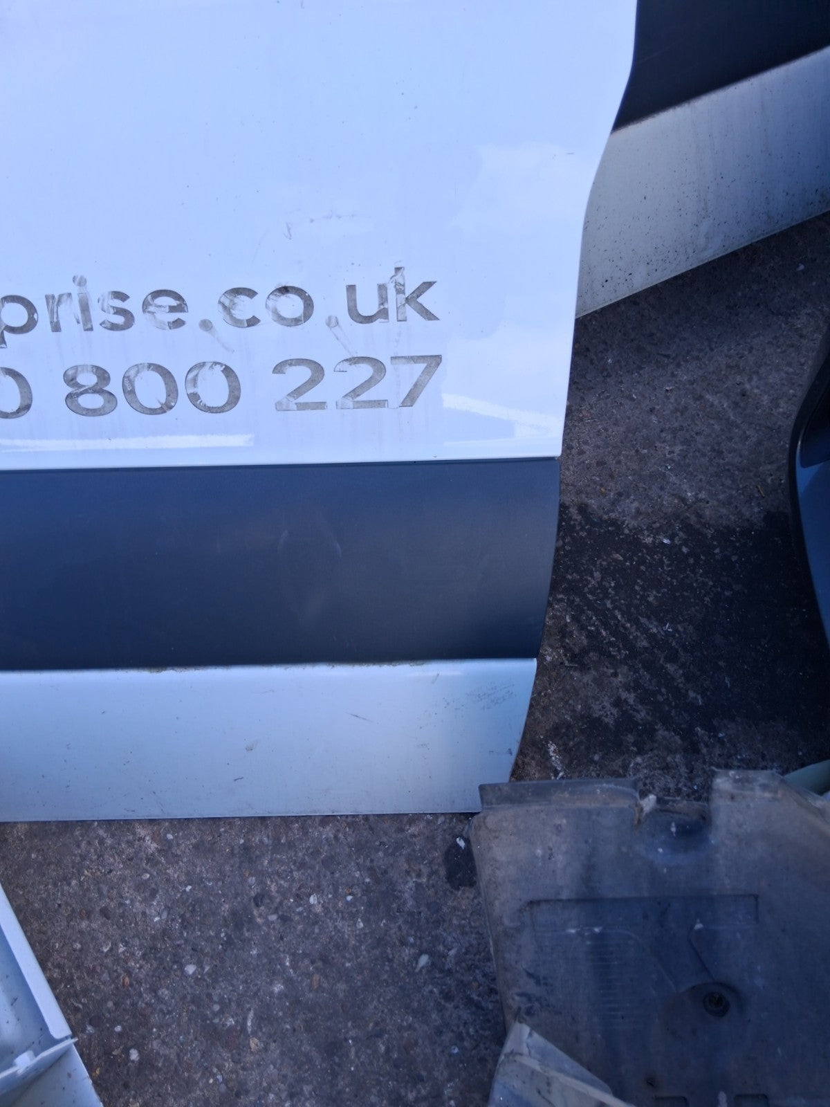 2022 MERCEDES BENZ SPRINTER W907 NSF PASSENGER SIDE FRONT LEFT BARE DOOR WHITE