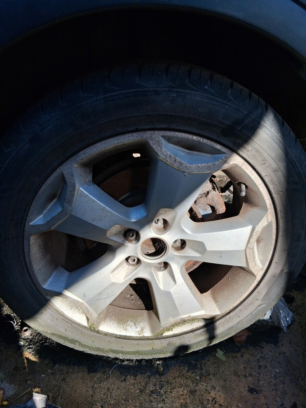 2009 FORD KUGA MK1 18 INCH ALLOY WHEEL WITH TYRE 235/50R18