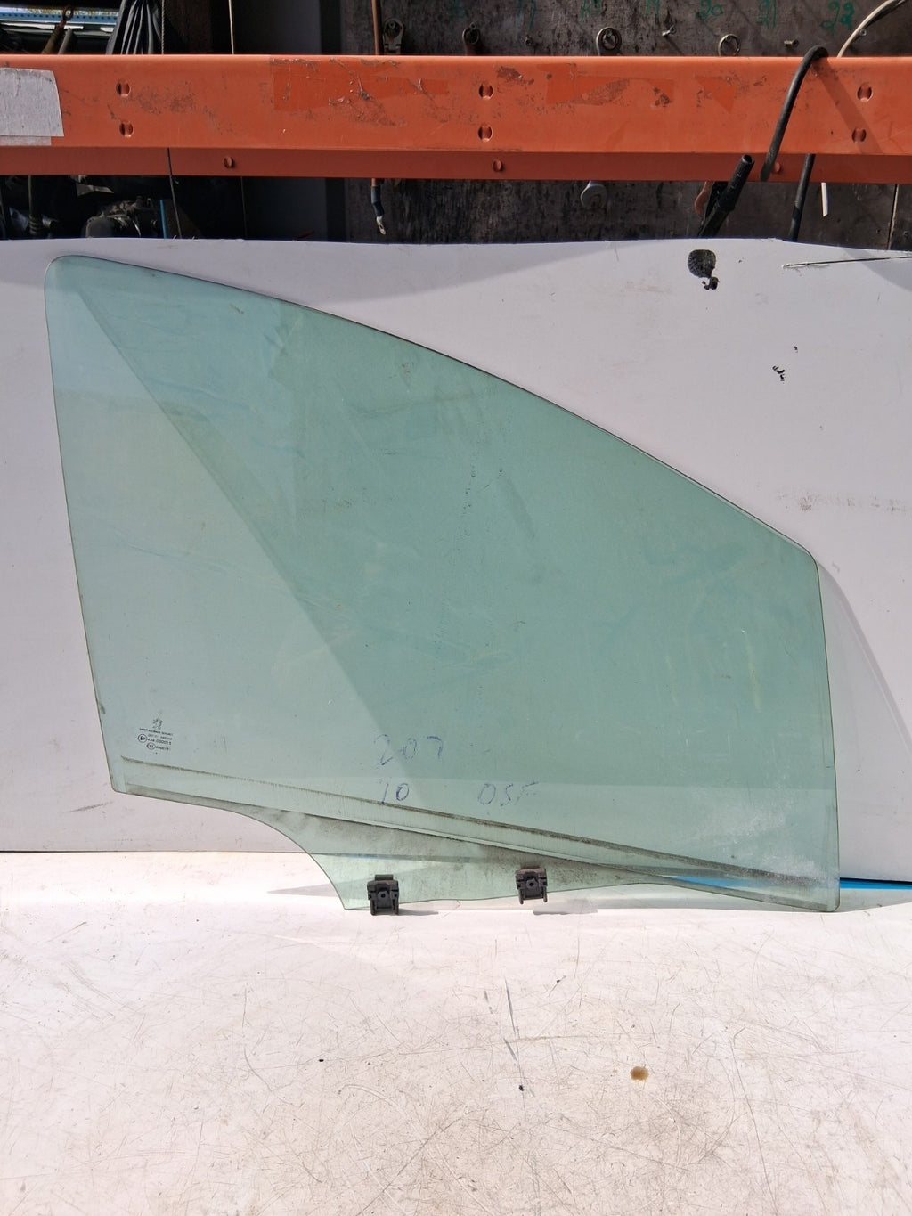 2010 PEUGEOT 207 HATCHBACK OSF DRIVER SIDE FRONT RIGHT WINDOW GLASS