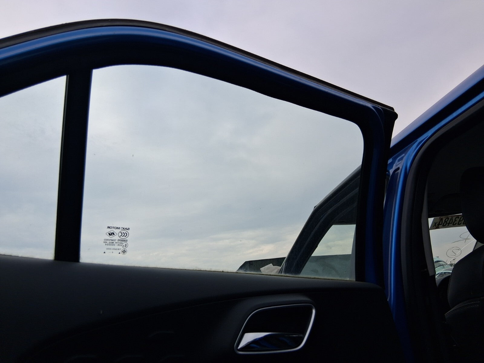 2021 MG 3 MK2 EXCLUSIVE NSR PASSENGER SIDE REAR LEFT WINDOW GLASS