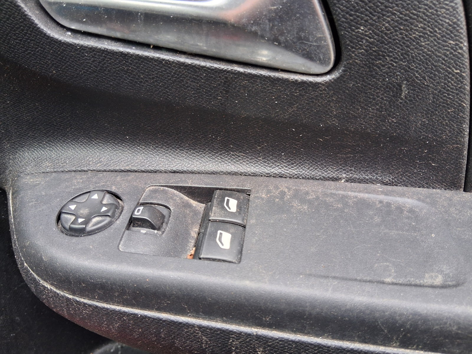 2020 VAUXHALL CORSA F HATCH OSF DRIVER SIDE FRONT WINDOW CONTROL SWITCH