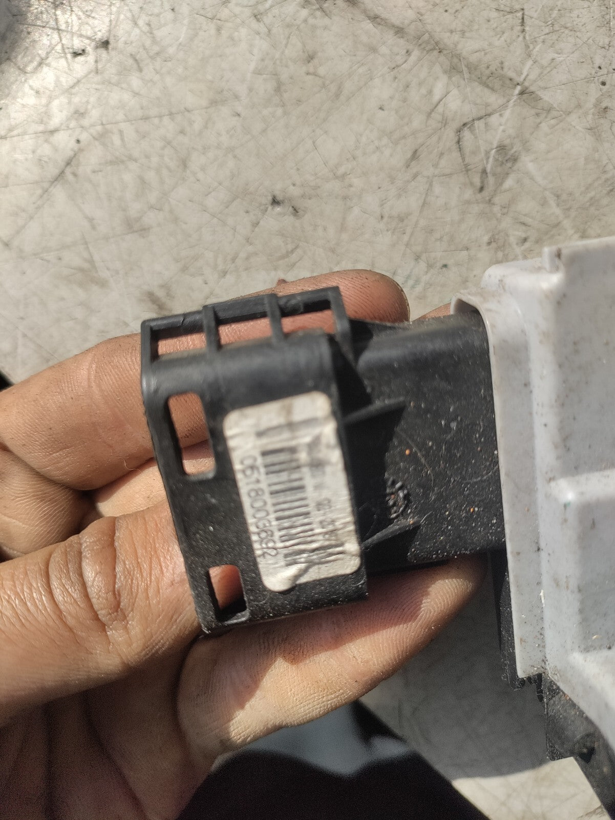 2018 CITROEN C4 CACTUS NSF PASSENGER FRONT DOOR LOCK 16943318