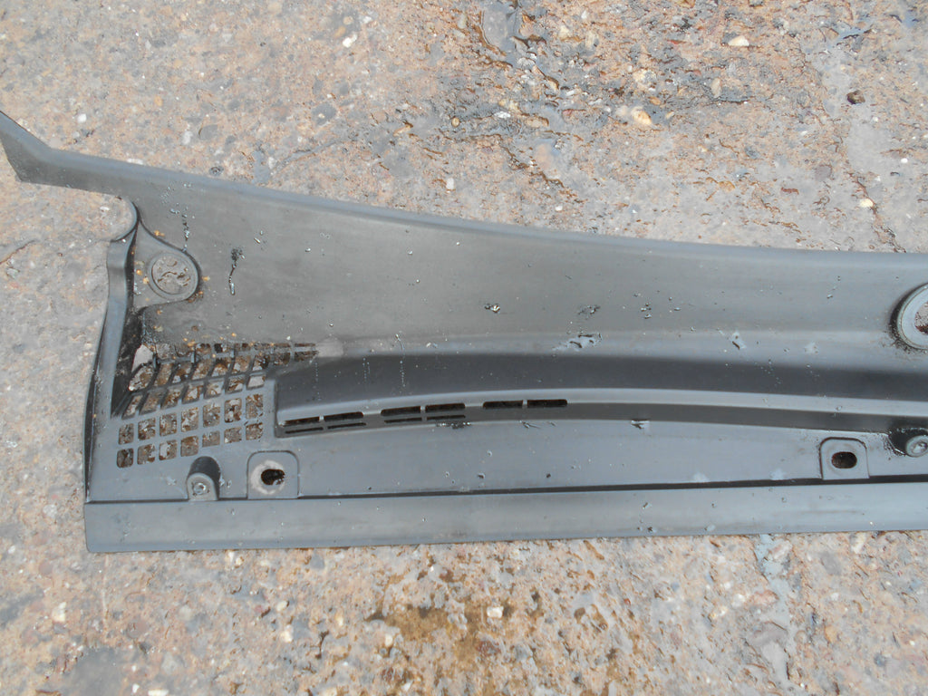 CITROEN C5 2005 SCUTTLE PANEL WINDSCREEN WIPER SURROUND 9653774877