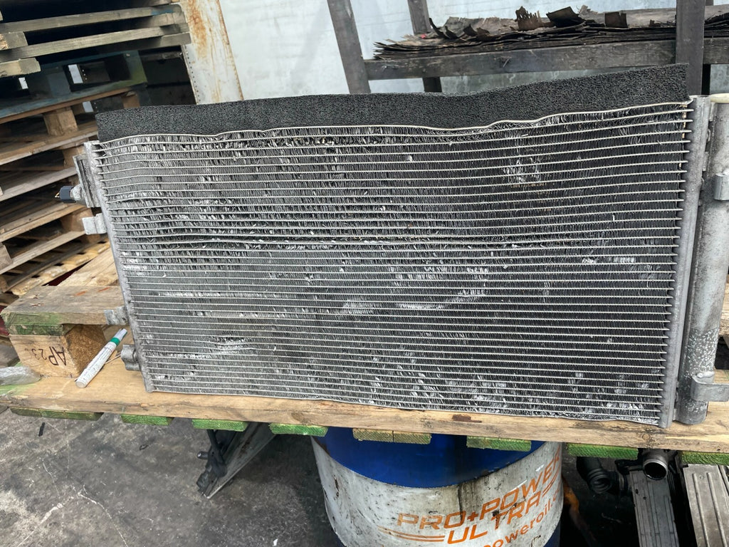 RENAULT MEGANE MK3 2013 AIR CON AC CONDENSER 921000294R R32