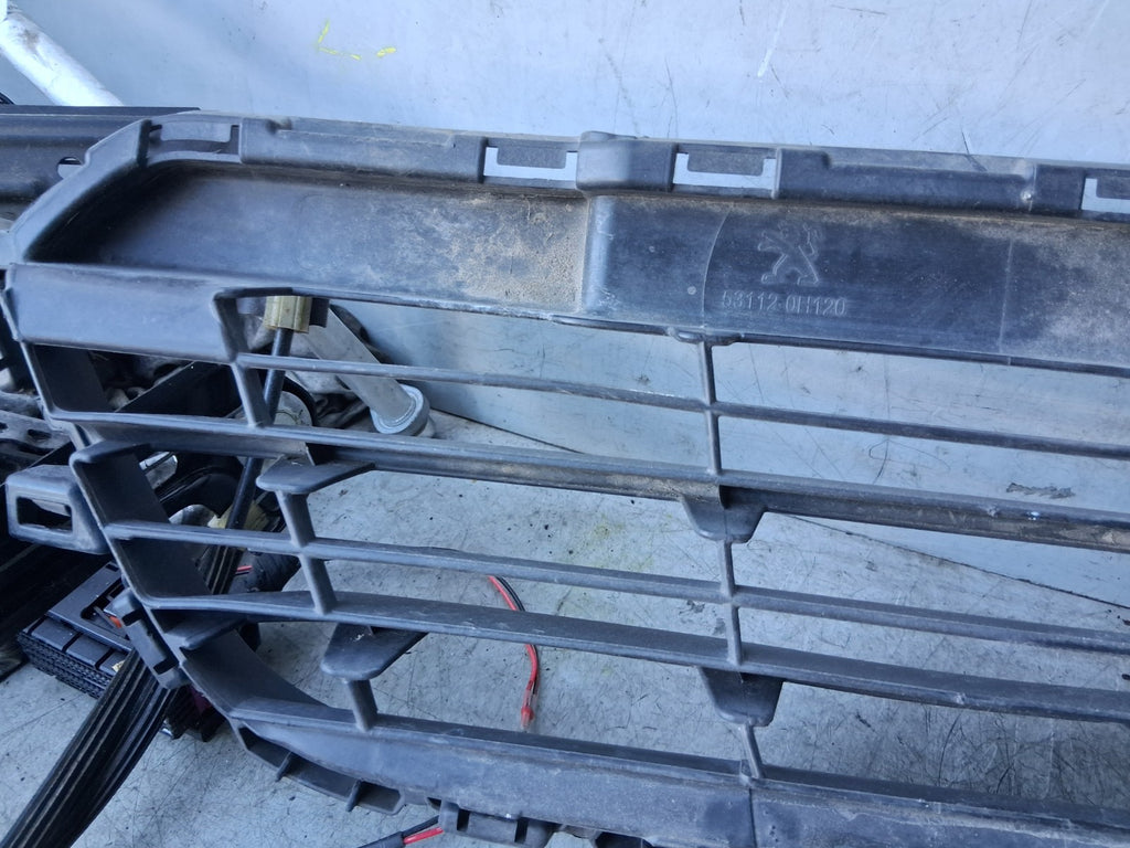 2019 PEUGEOT 108 FRONT BUMPER LOWER GRILLE TRIM PANEL 531120H120