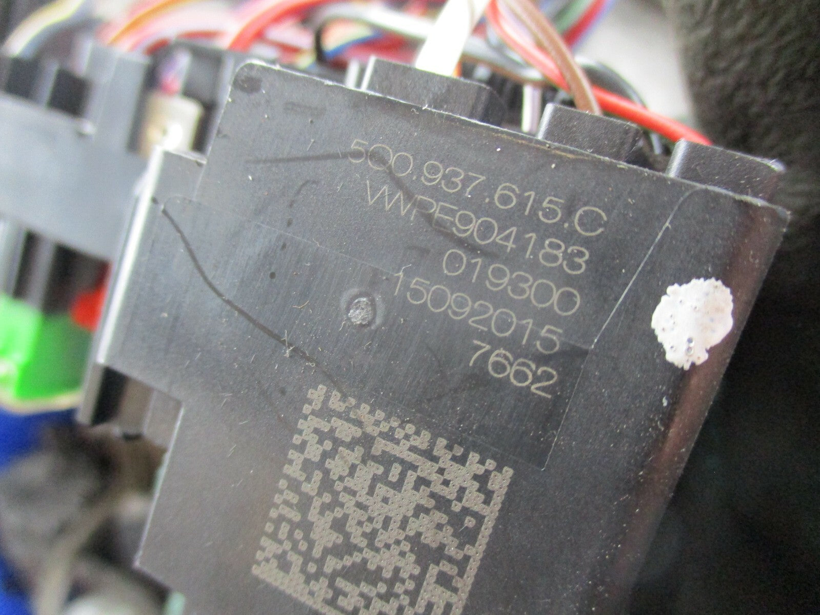 AUDI A3 8V ENGINE BAY FUSE BOX RELAY UNIT 5Q0937615C