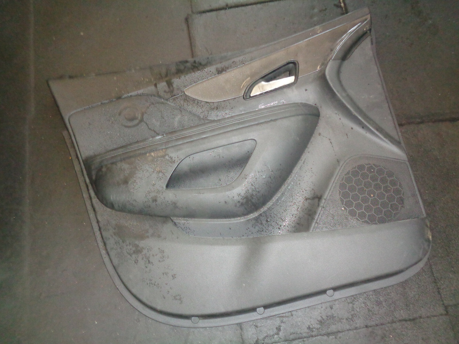 VAUXHALL MOKKA 2018 NSF PASSENGER SIDE FRONT DOOR DOORCARD PANEL