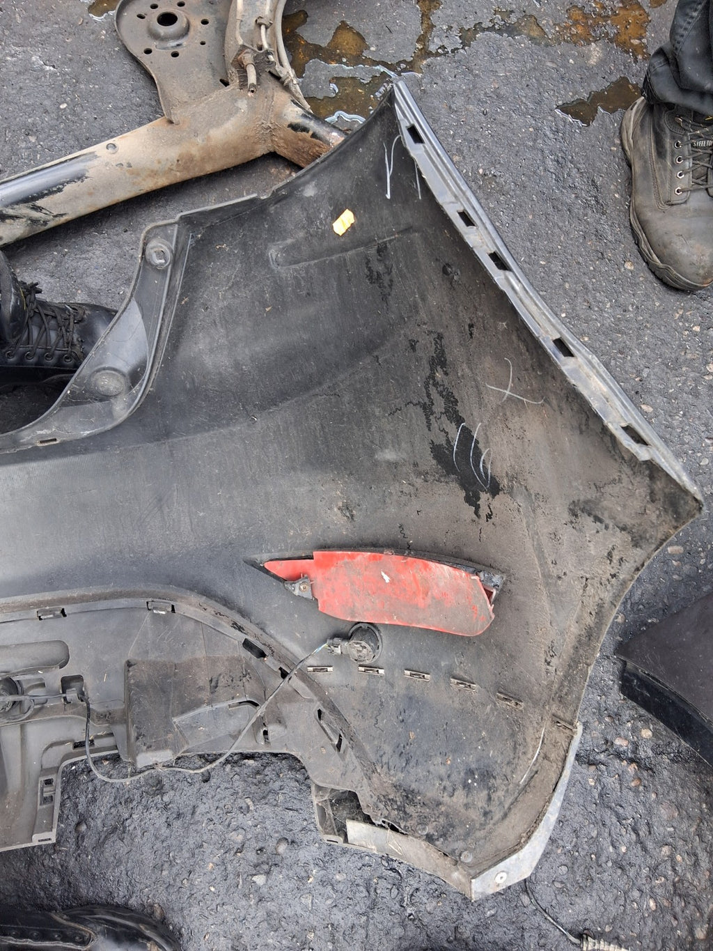 2014 FORD FIESTA MK7 COMPLETE REAR BUMPER WITH PDC SENSORS BLACK