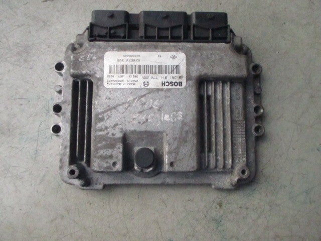 2009 RENAULT MEGANE MK2 1.9 DIESEL ECU ENGINE CONTROL UNIT 0281011776