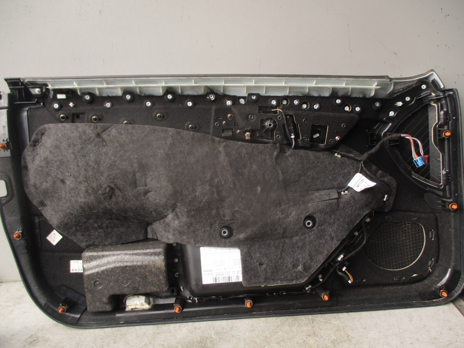 2012 MERCEDES BENZ C CLASS OS DOOR CARD DOOR PANEL WITH WHITE STICHES
