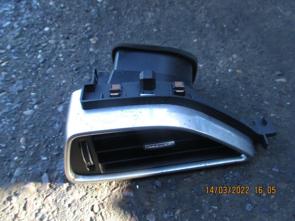JAGUAR XE 2019 PASSENGER LEFT SIDE HEATER AIR VENT LX73-018B09-AA
